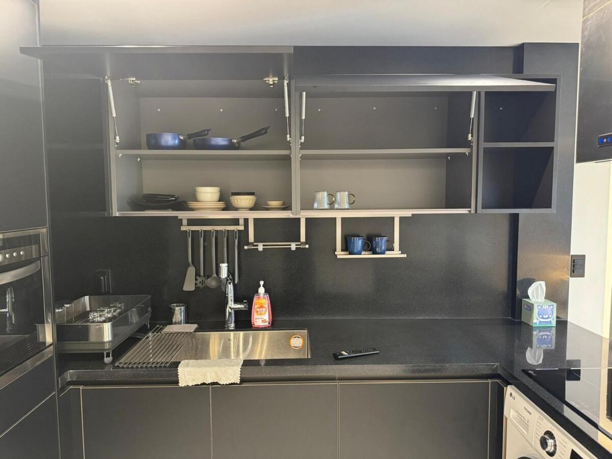 Apartment Majestic Cheongdam Seoul